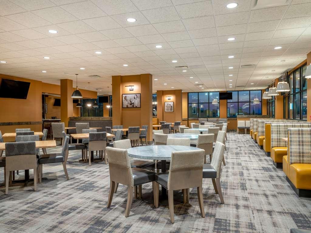 Hilton Garden Inn Jeffersonville Louisville North Ресторан фото